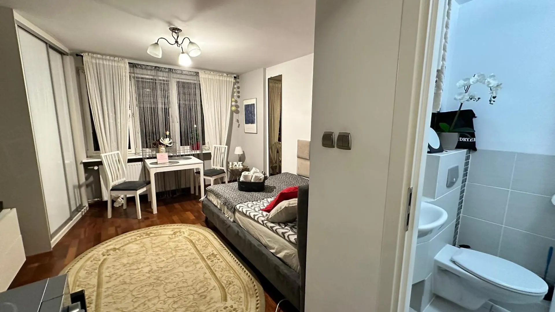 Centrumtwardastreetcentralstation 10Min Wi-Fi 1,2Gb Sek Warszawa Apartament
