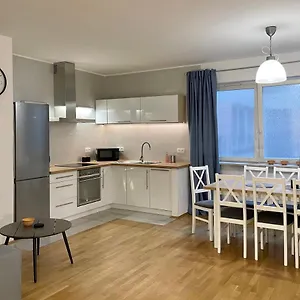 Przy Atrium Okolice Stacji Metra Rondo Onz Warszawa